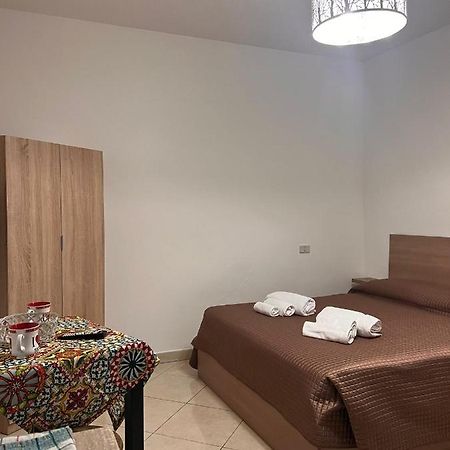 L'Angolo Delle Nuove Apartment Palermo Luaran gambar